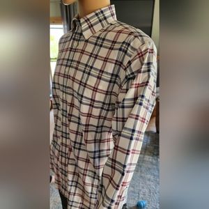 Brooks Brothers Long Sleeve M Dress Shirt  100% cotton button down.